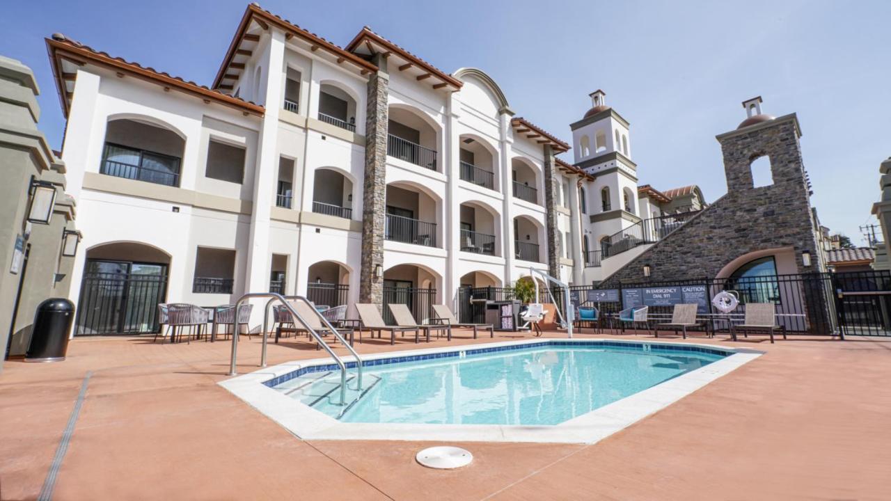 La Quinta Inn & Suites By Wyndham Санта Круз Екстериор снимка