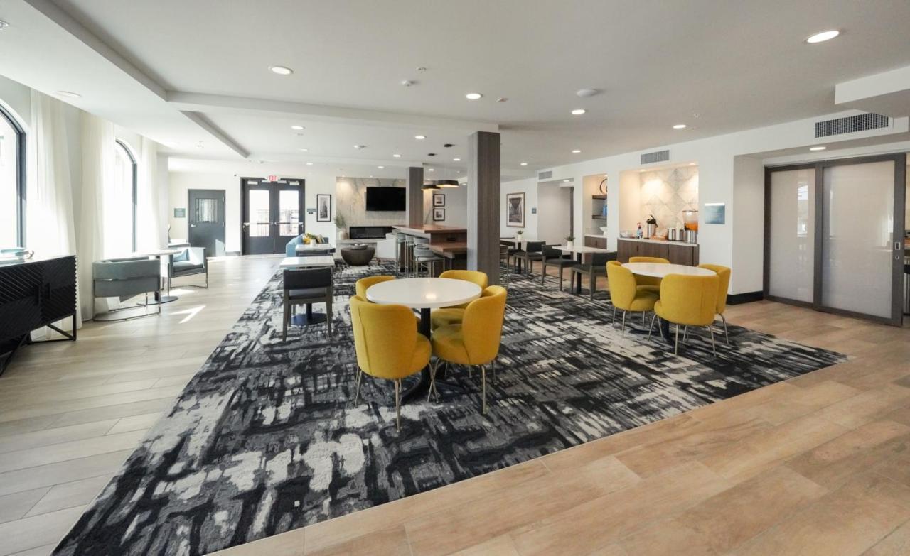 La Quinta Inn & Suites By Wyndham Санта Круз Екстериор снимка