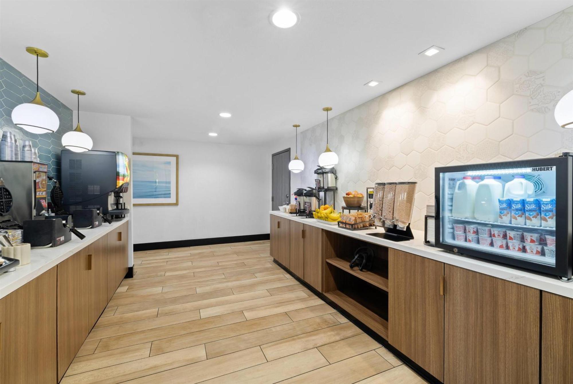 La Quinta Inn & Suites By Wyndham Санта Круз Екстериор снимка