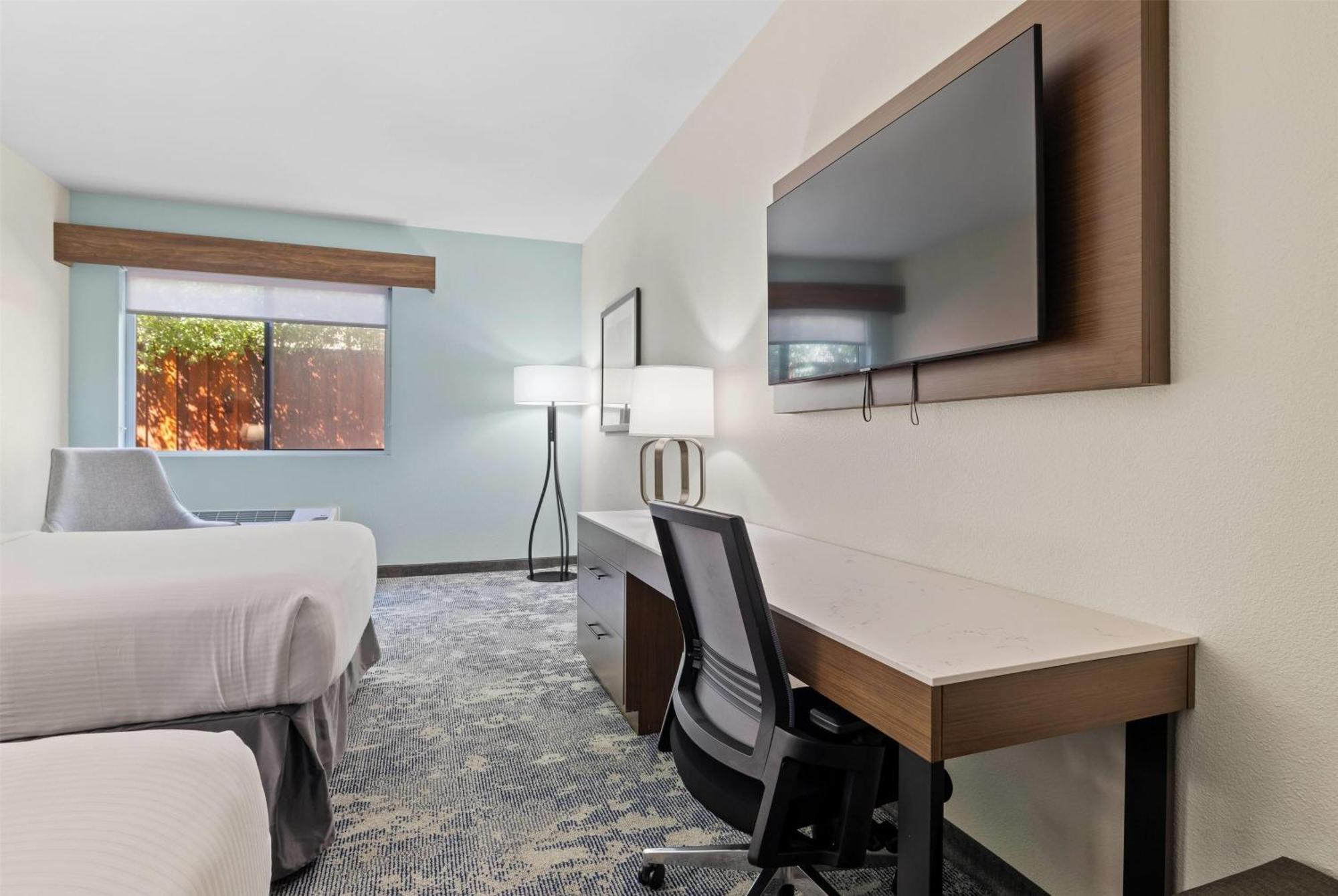 La Quinta Inn & Suites By Wyndham Санта Круз Екстериор снимка