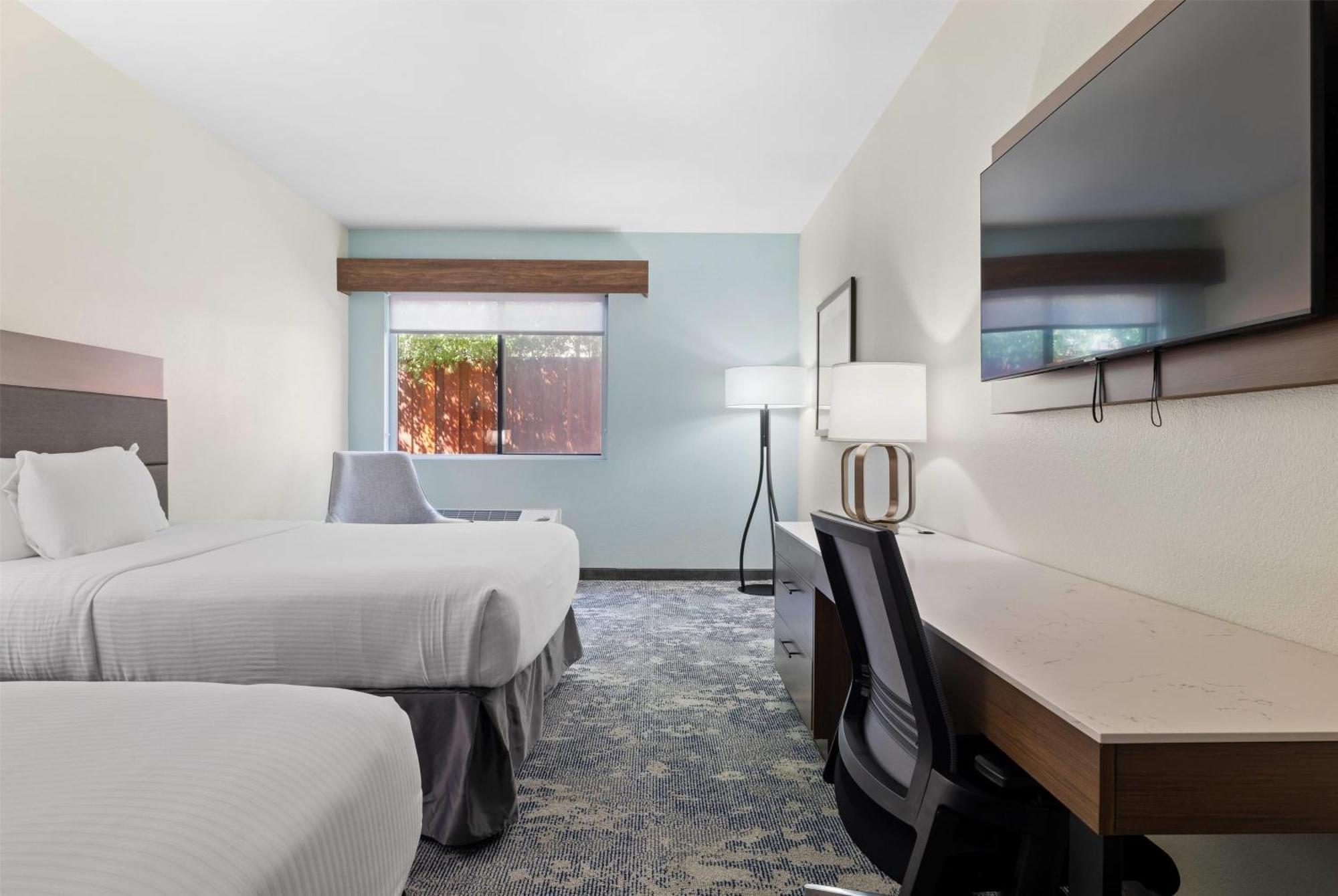 La Quinta Inn & Suites By Wyndham Санта Круз Екстериор снимка
