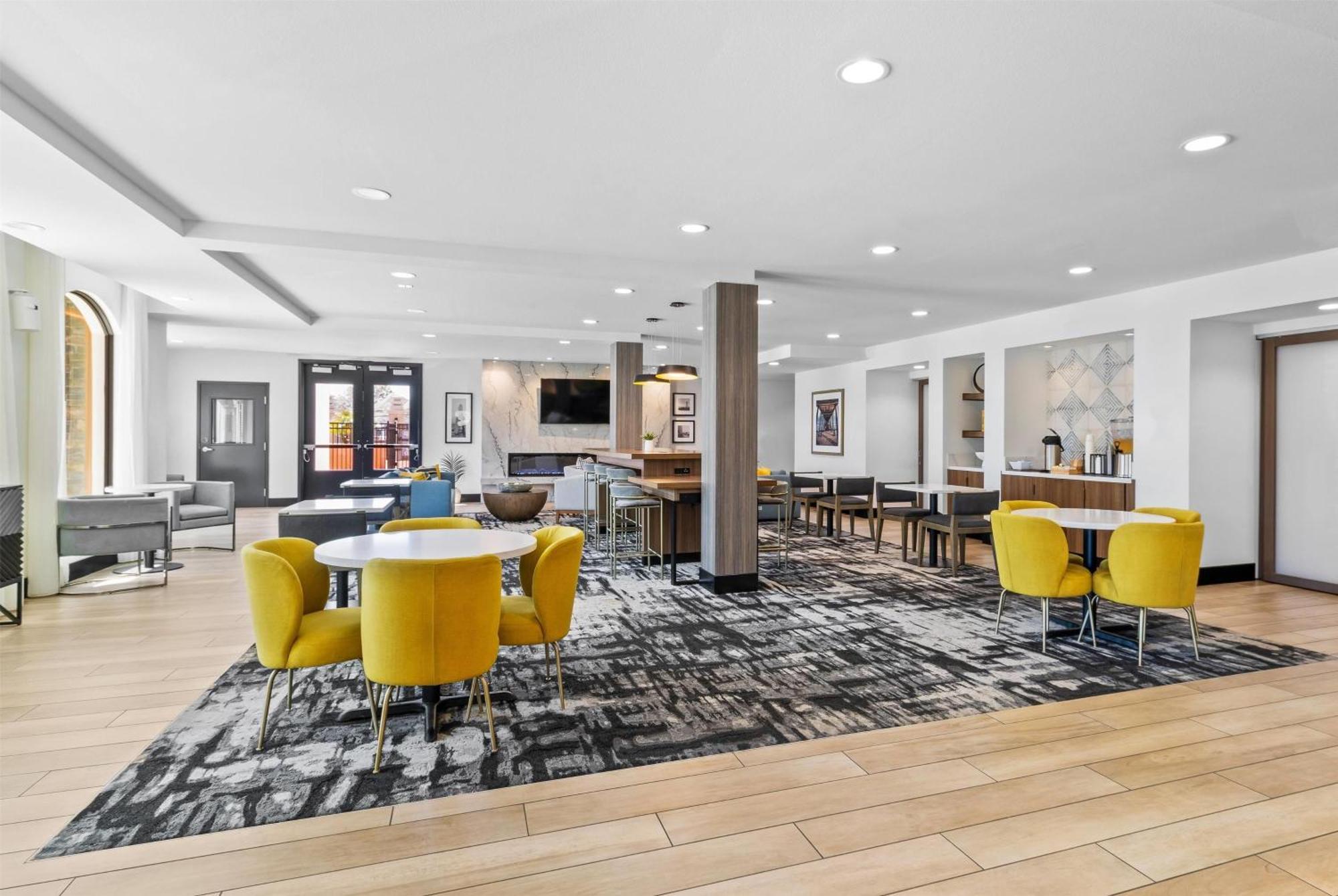 La Quinta Inn & Suites By Wyndham Санта Круз Екстериор снимка